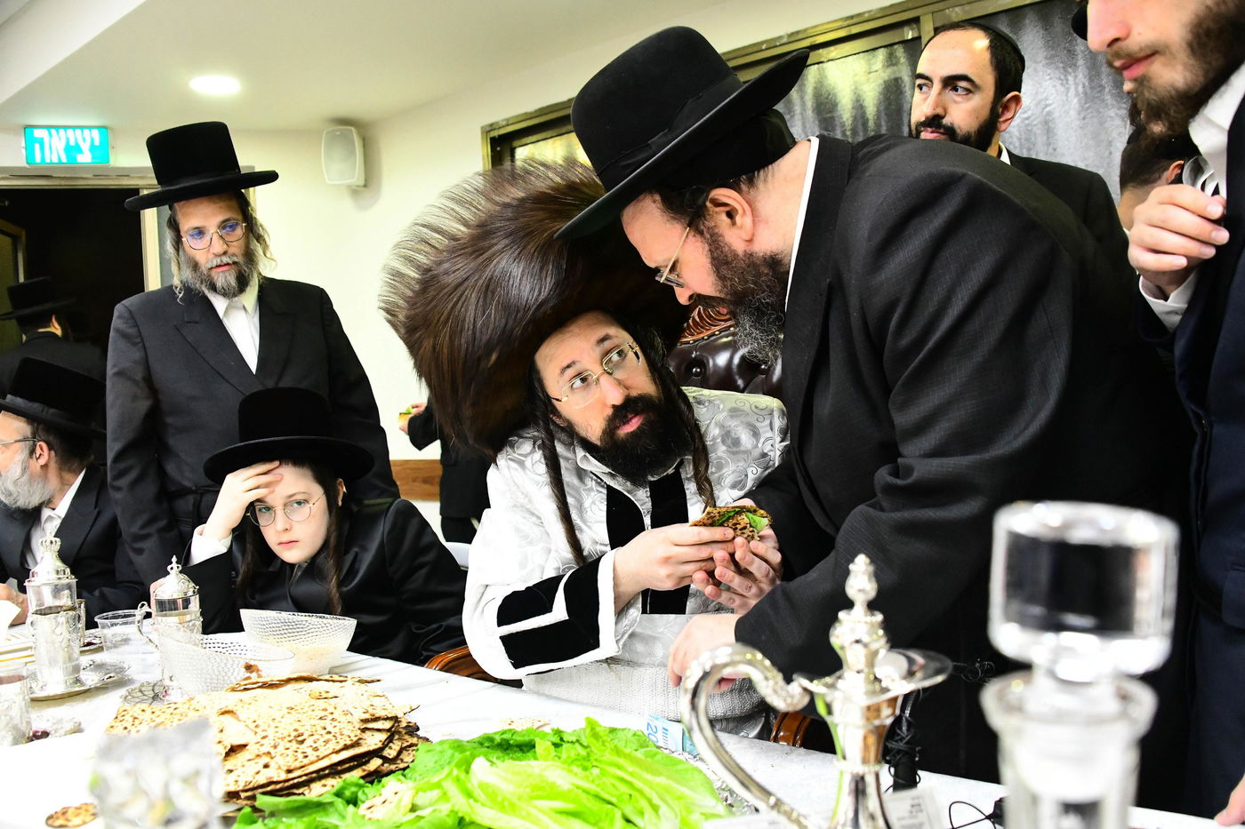 פסח שני בחצה"ק מעז'בוז