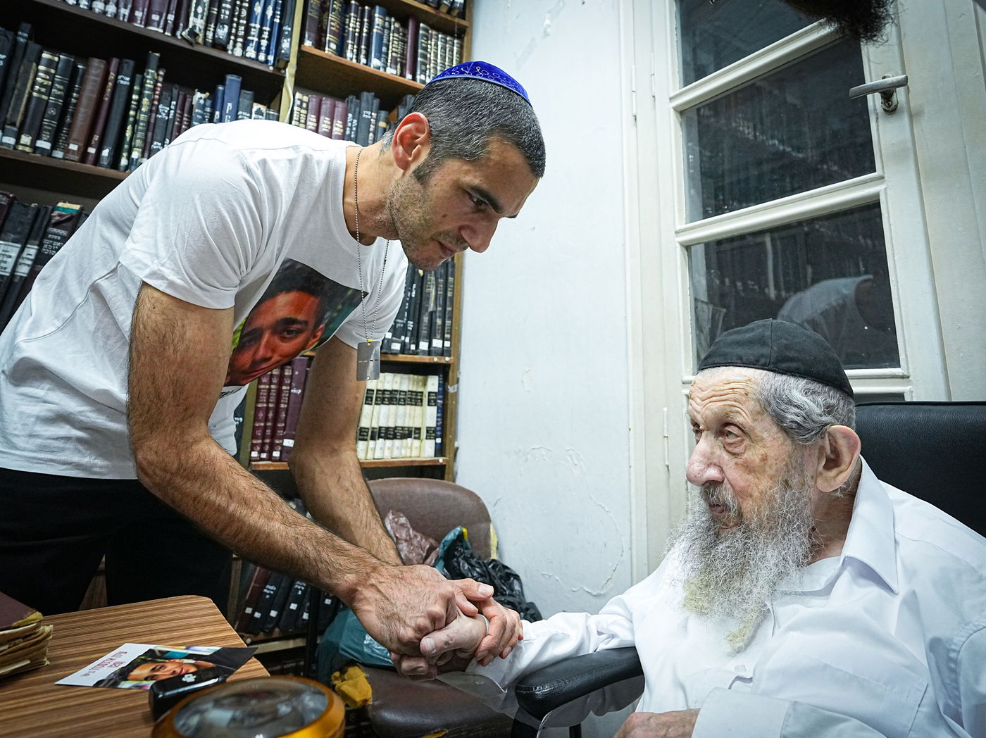 הדוד אצל הגר"ד לנדו