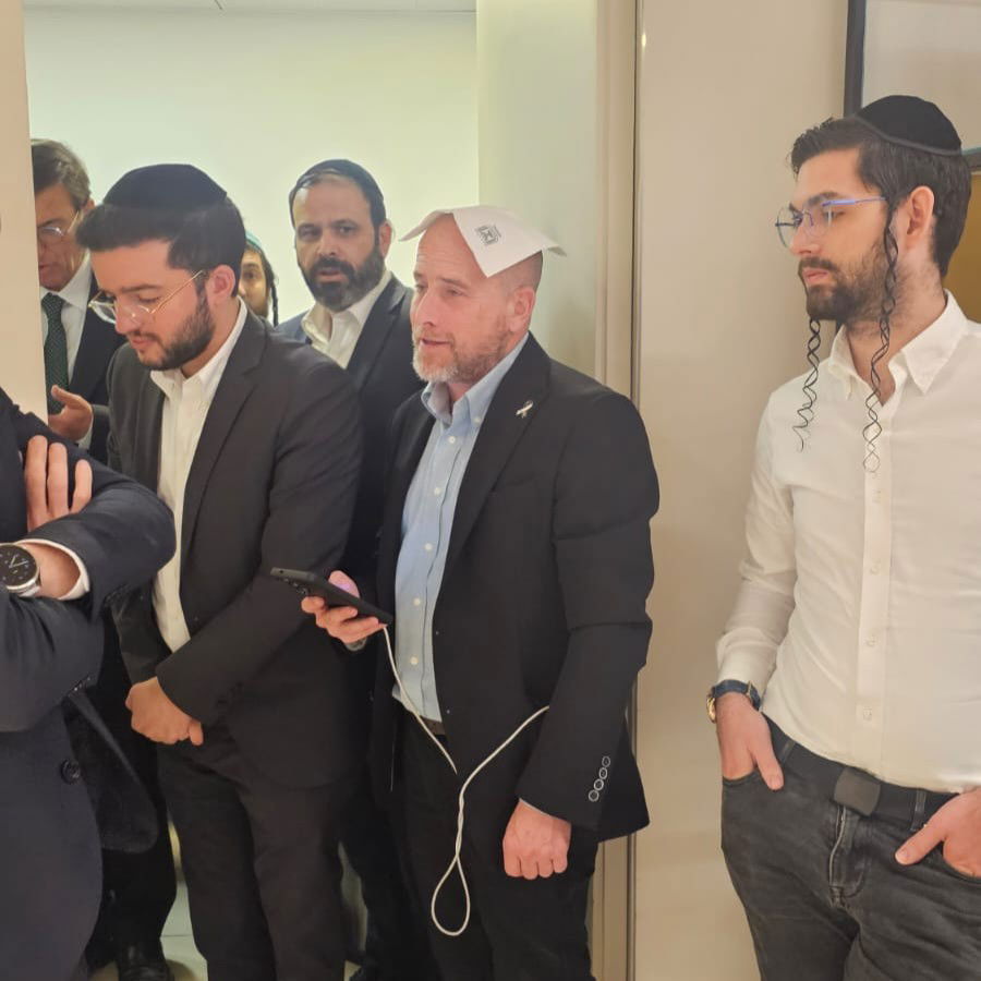 זופניק בכיכר | כל התמונות, הנייעס והחשיפות של השבוע