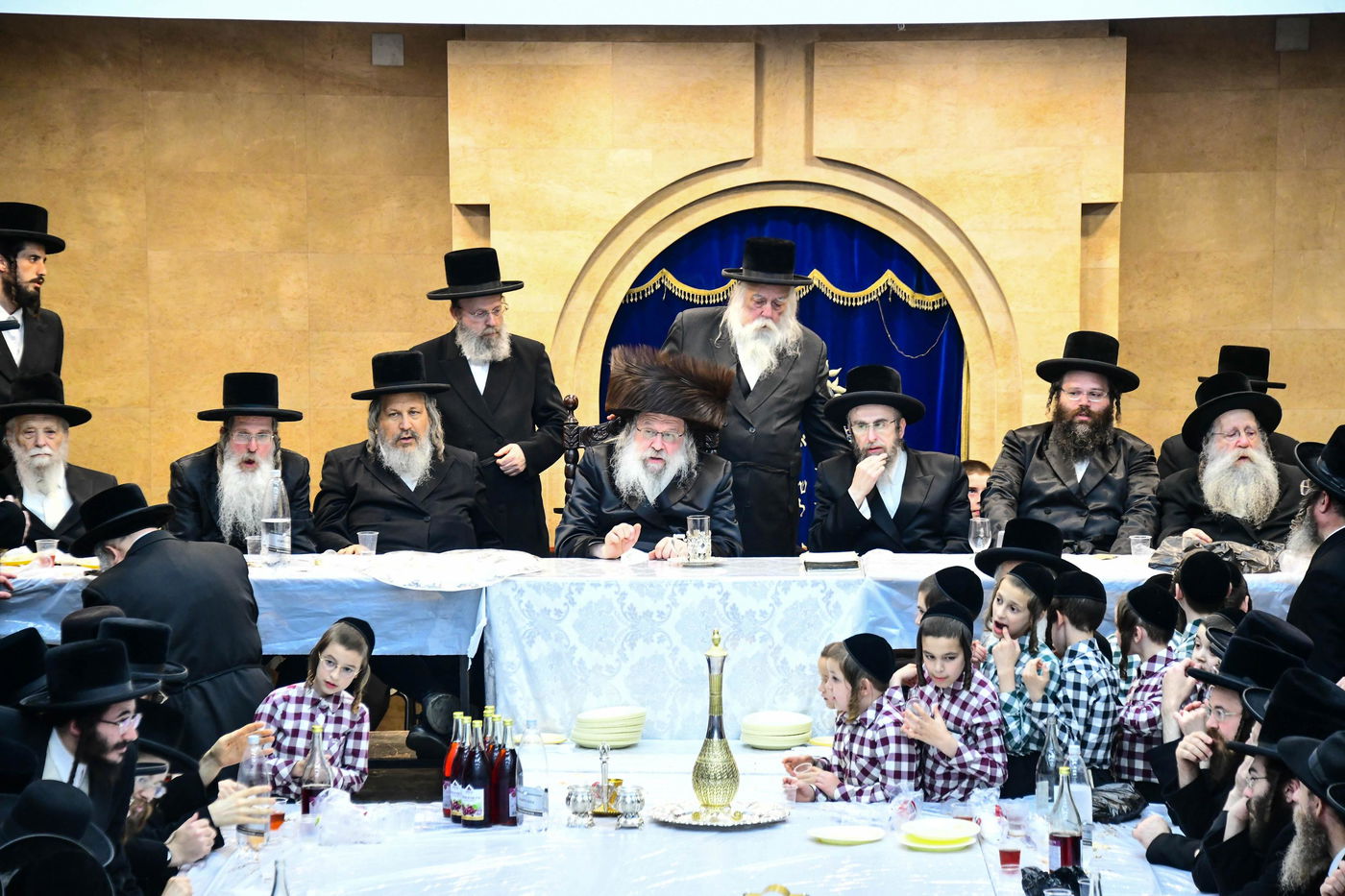 פסח שני בחצה"ק נדבורנה