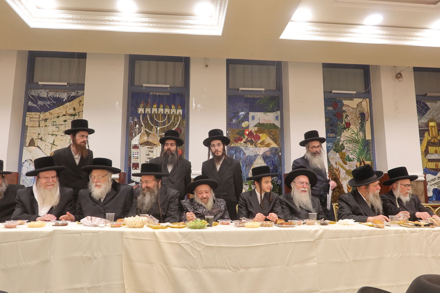 שמחת בית קריית צאנז ירושלים - מאקווא אשדוד -דעעש -ספינקא סוליצא