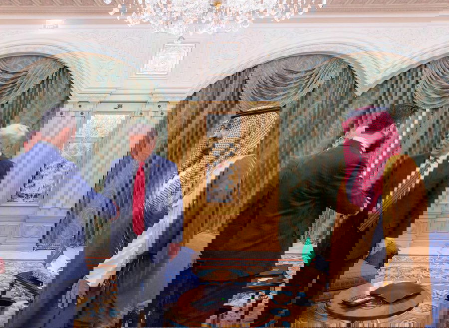 תמונה היסטורית. טראמפ בפגישה עם הג'יהאדיסט אל-ג'ולאני