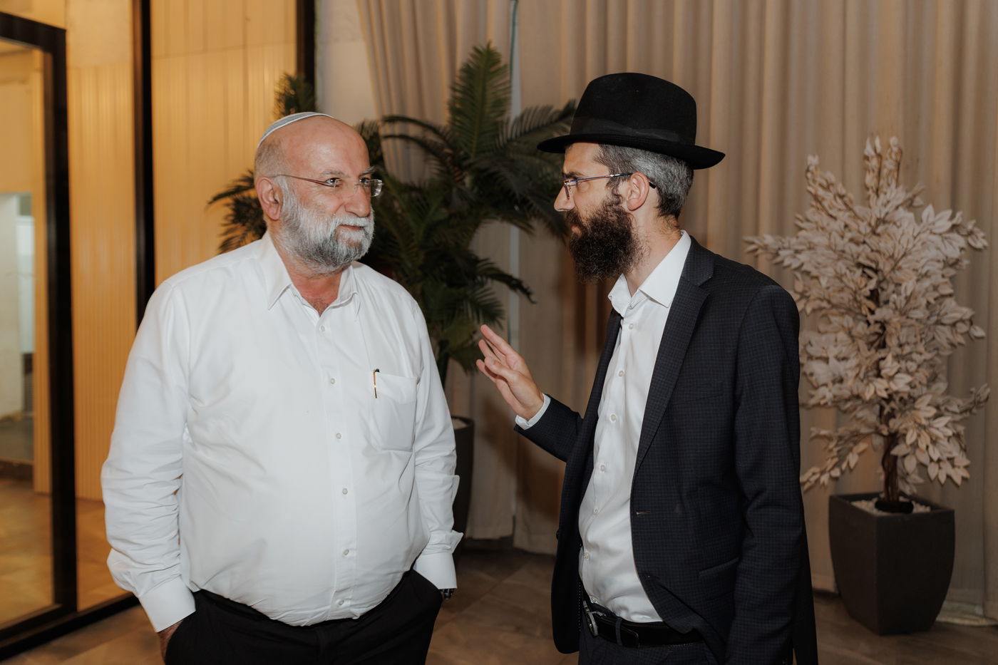 ערב החשיפה בכפר חב"ד