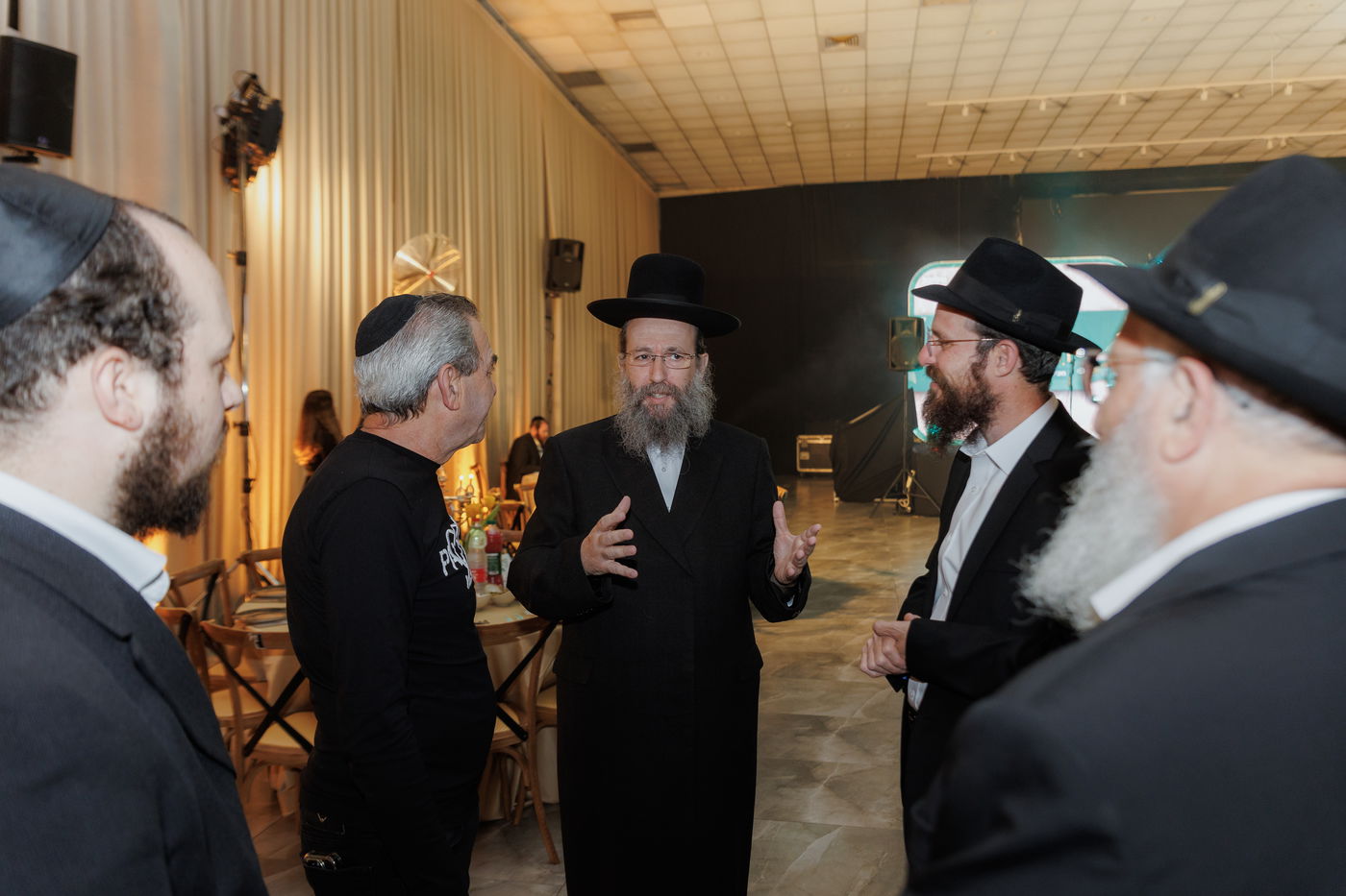 ערב החשיפה בכפר חב"ד