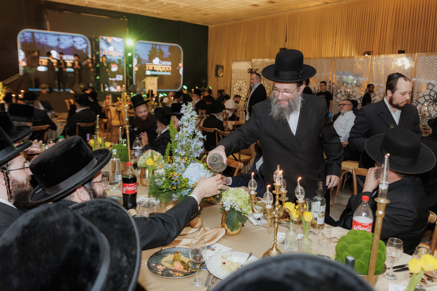 ערב החשיפה בכפר חב"ד