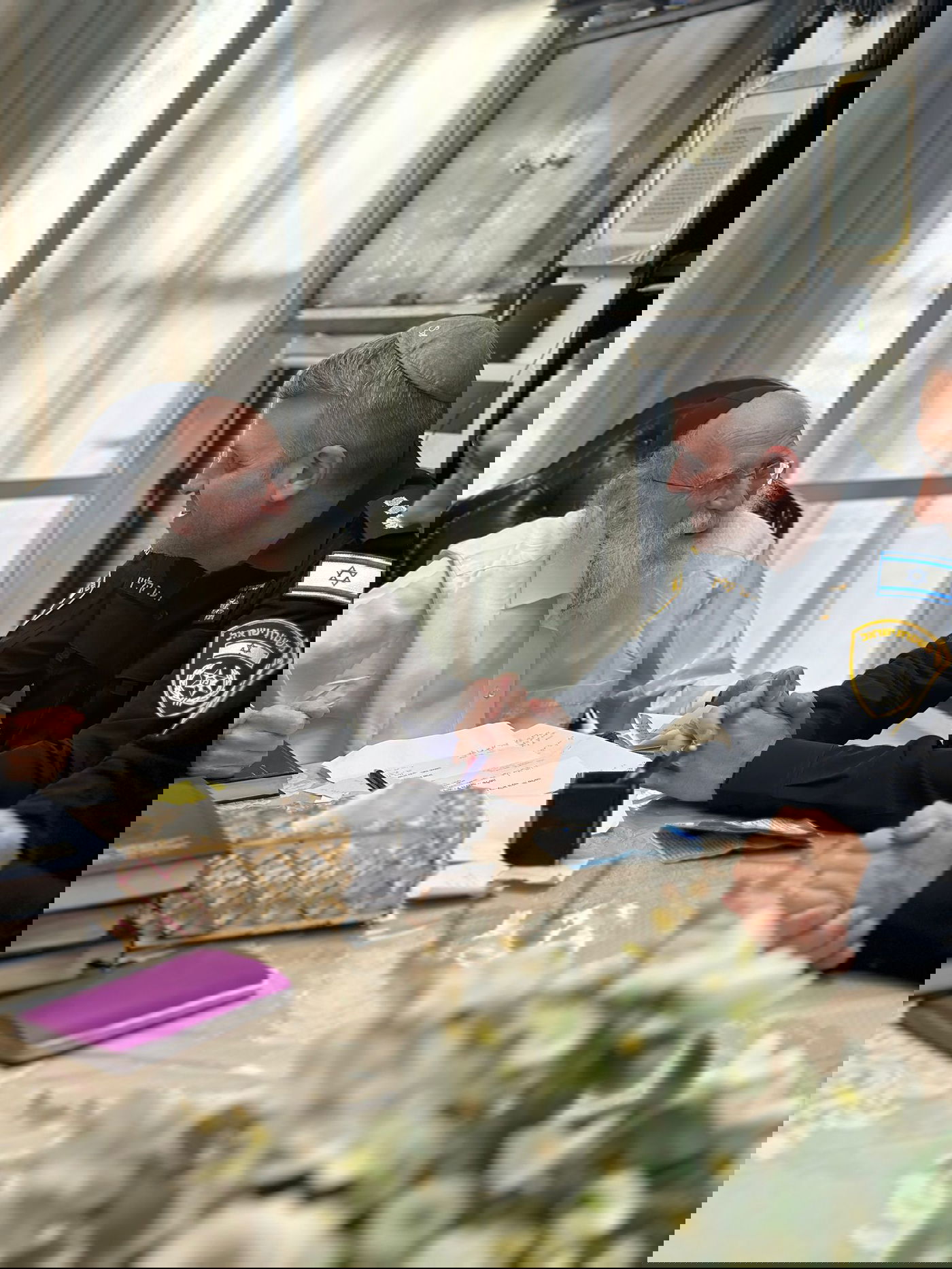 ממ"ר דן הנכנס נצ"מ אלעד קליין בסיור בבני ברק