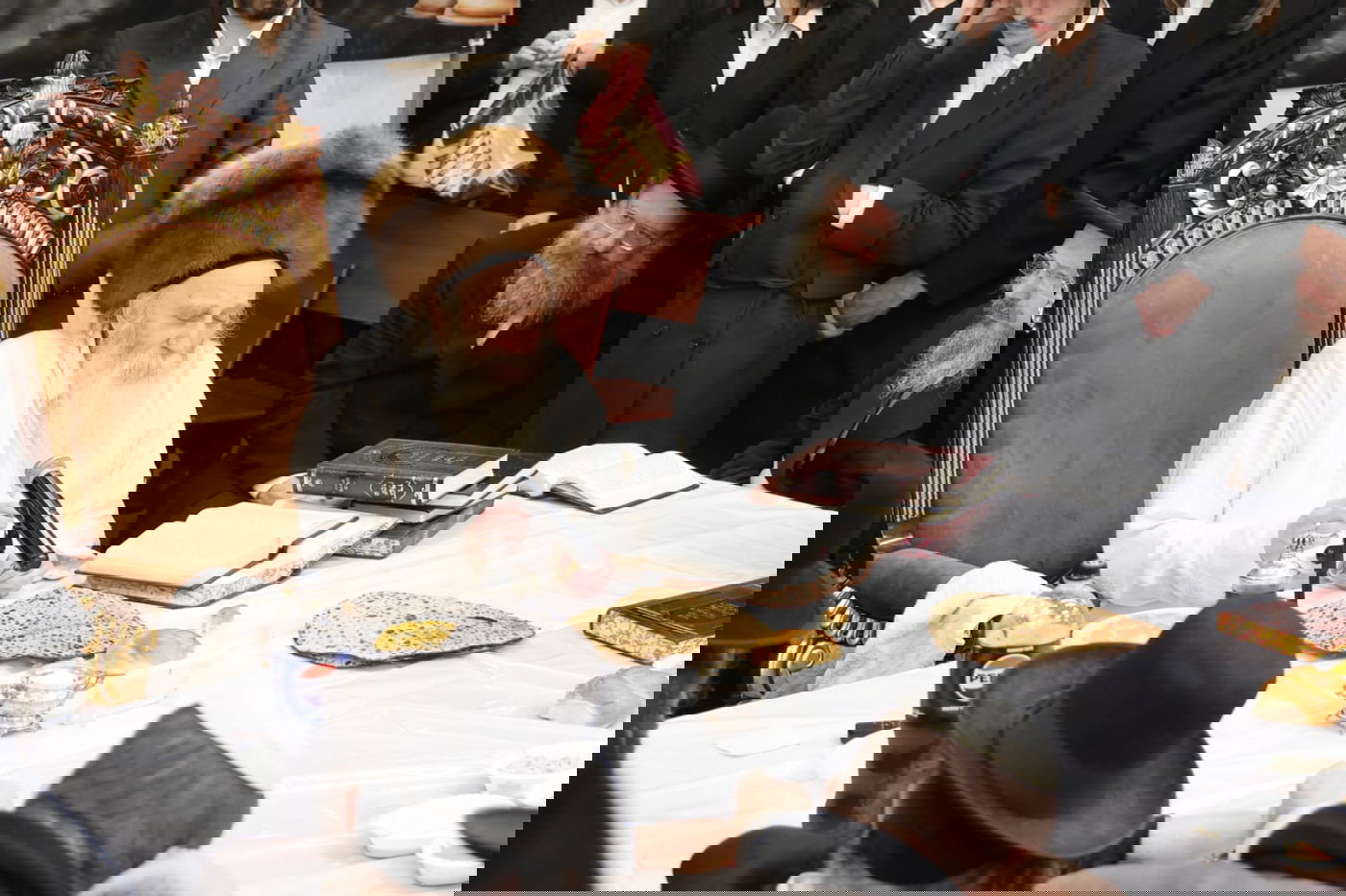 הגה"צ רבי יצחק מאיר מורגנשטרן בטיש לרגל פסח שני