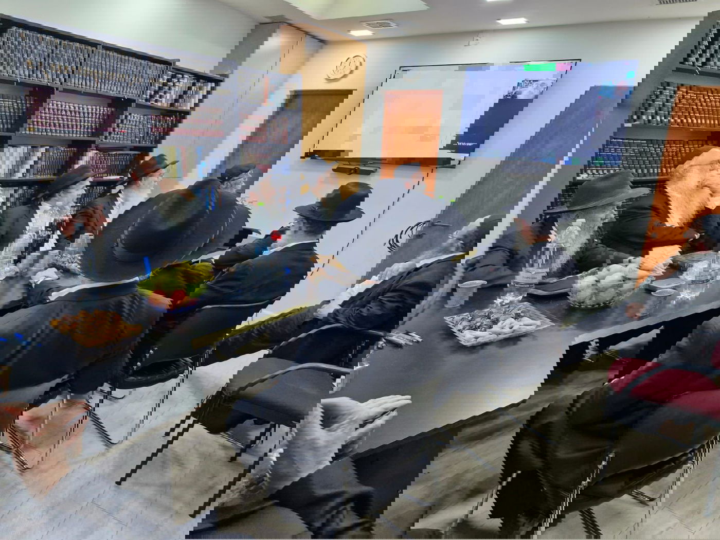 ברקע משבר הגיוס: הגוף הרבני העליון של חב"ד התכנס לישיבה נרחבת