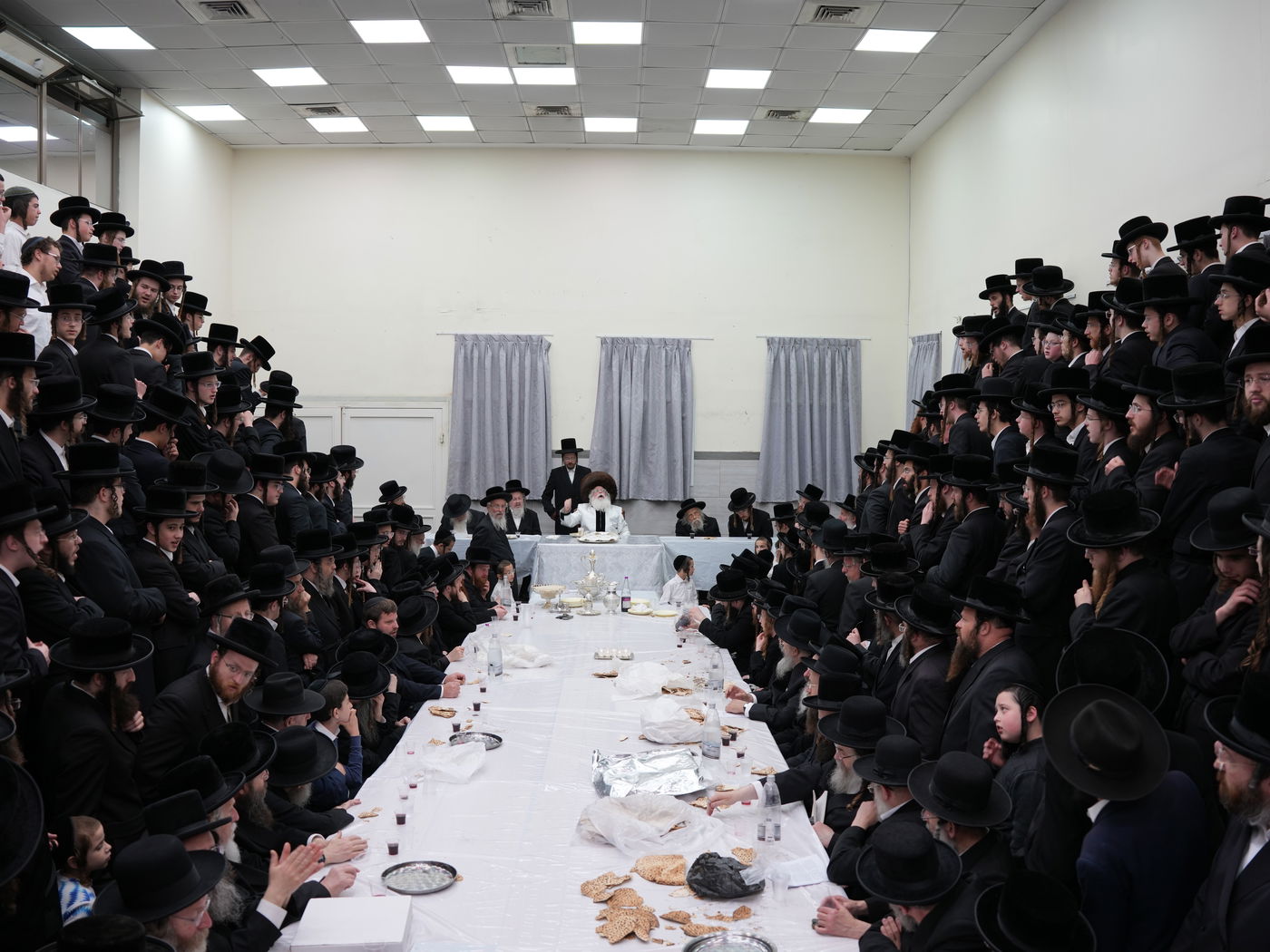 פסח שני בחצה"ק נדבורנה ירושלים