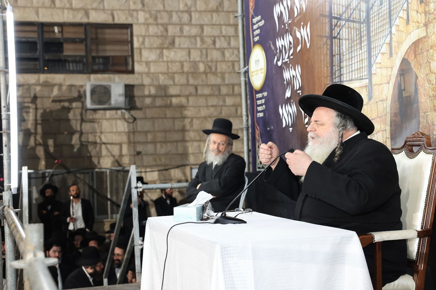 הגר"ש אלתר בהדלקה ל"ג בעומר