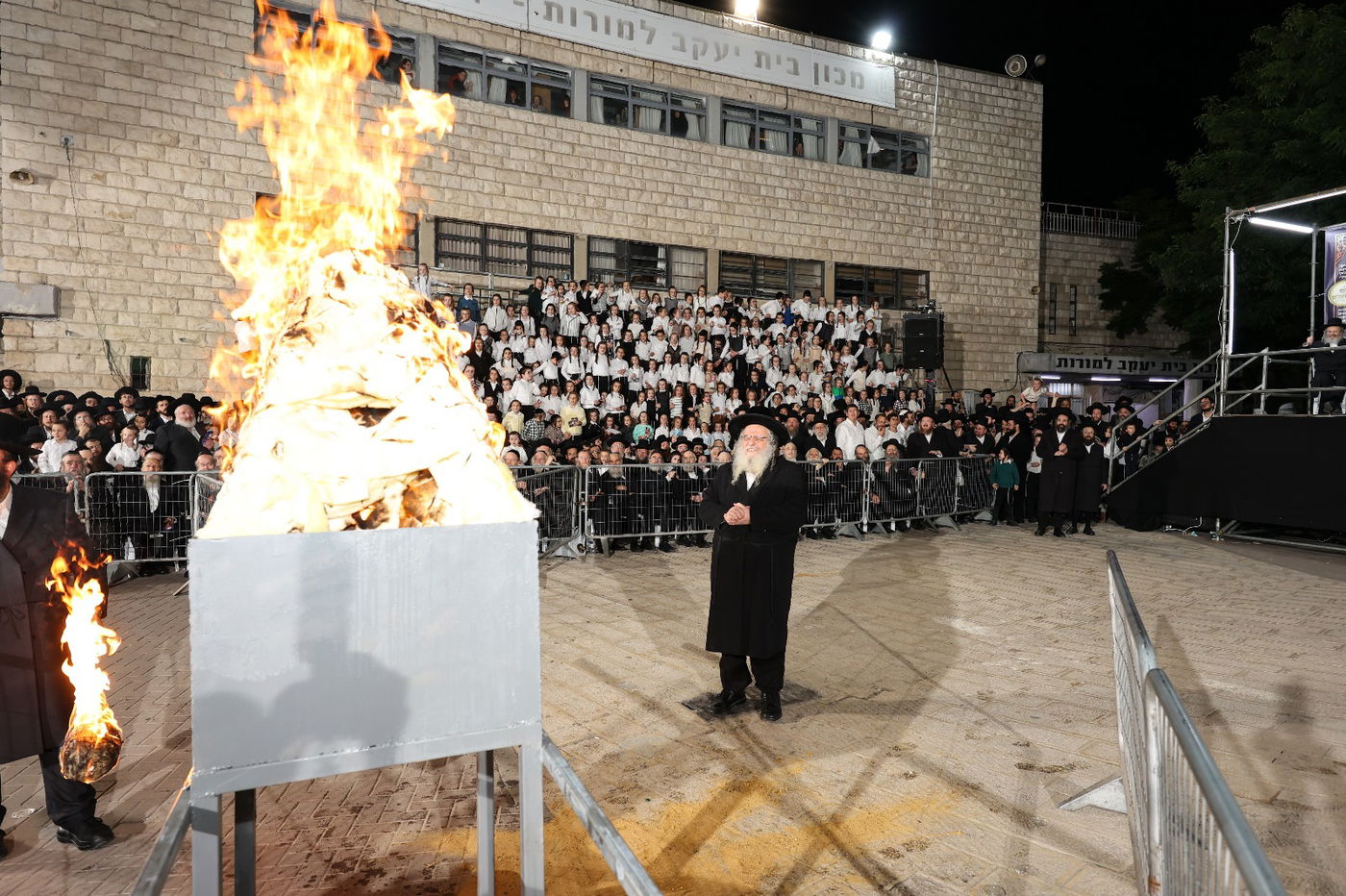 הגר"ש אלתר בהדלקה ל"ג בעומר