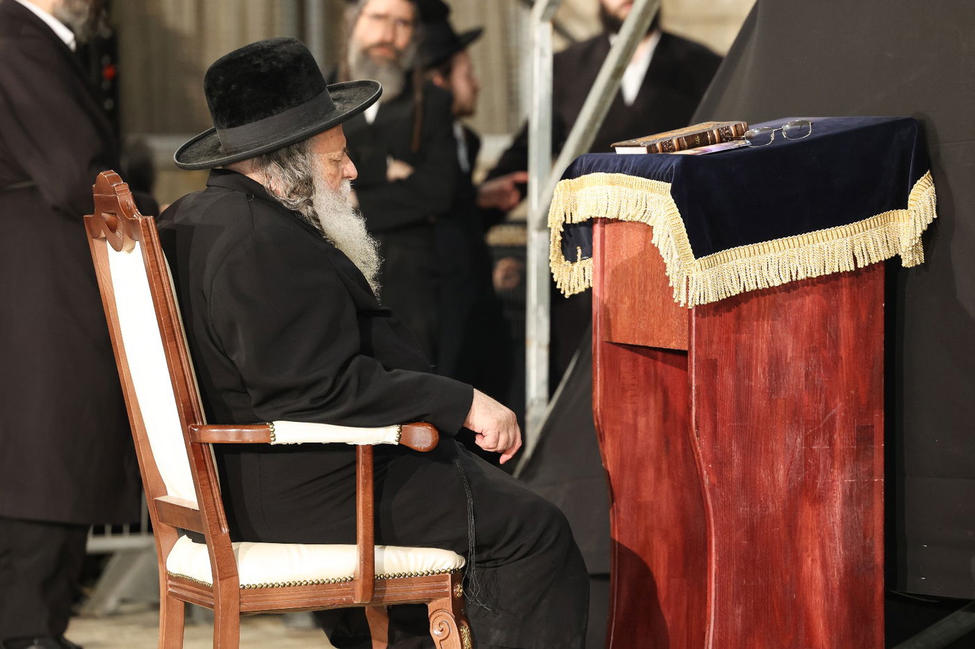 הגר"ש אלתר בהדלקה ל"ג בעומר