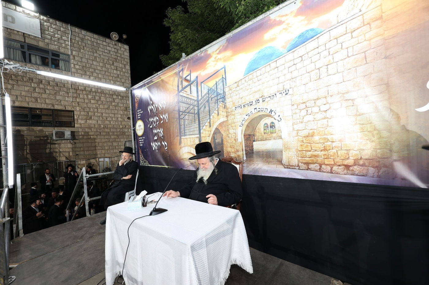 הגר"ש אלתר בהדלקה ל"ג בעומר