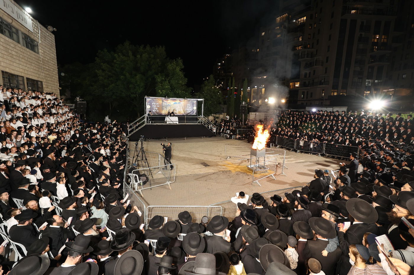 הגר"ש אלתר בהדלקה ל"ג בעומר