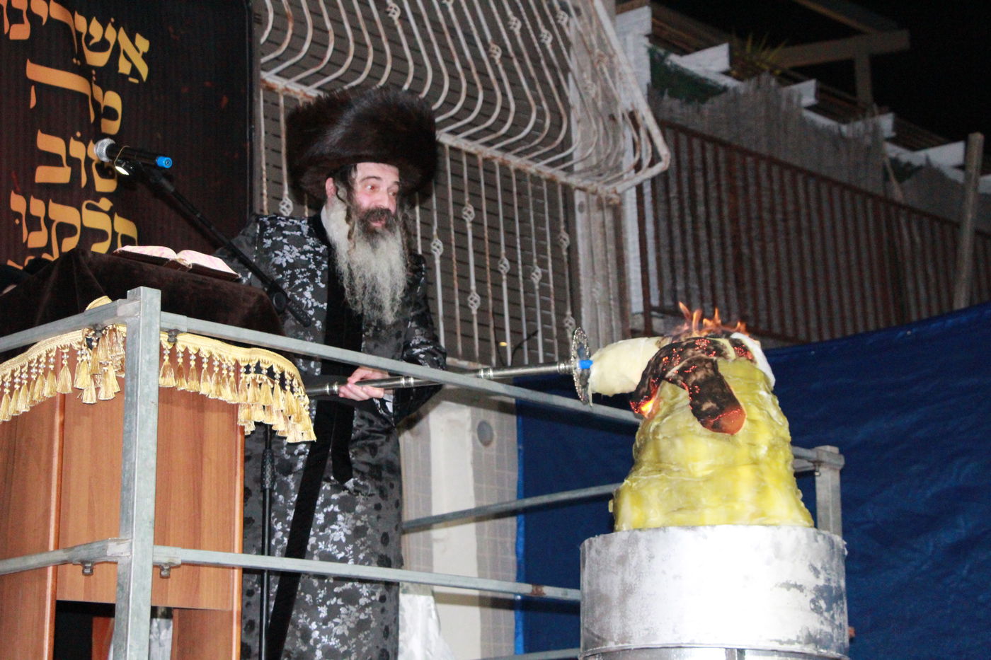 ההדלקה בחצה"ק זוטשקא