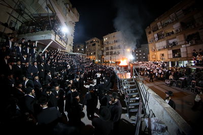 הגה"צ ראש ישיבת סאטמר בהדלקה לכבוד רשב"י