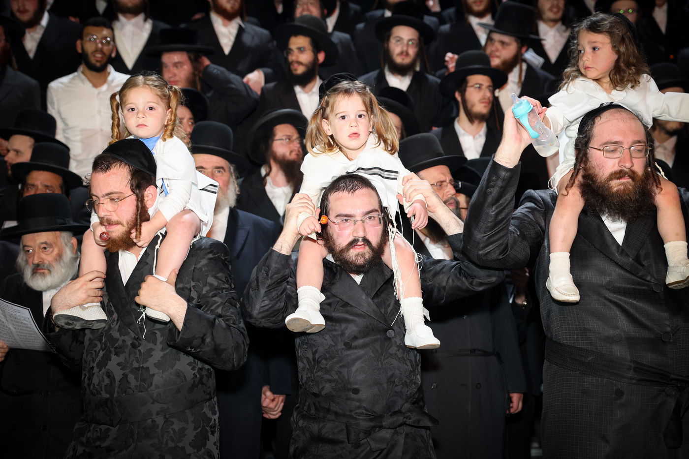 הגה"צ ראש ישיבת סאטמר בהדלקה לכבוד רשב"י