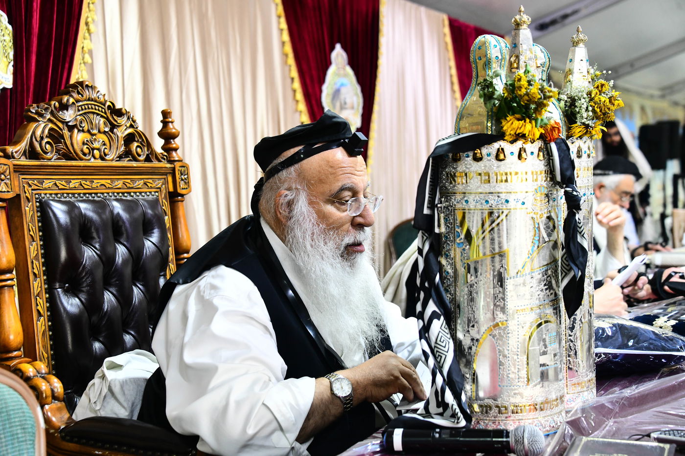 ל"ג בעומר אצל המקובל הגאון רבי בניהו שמואלי