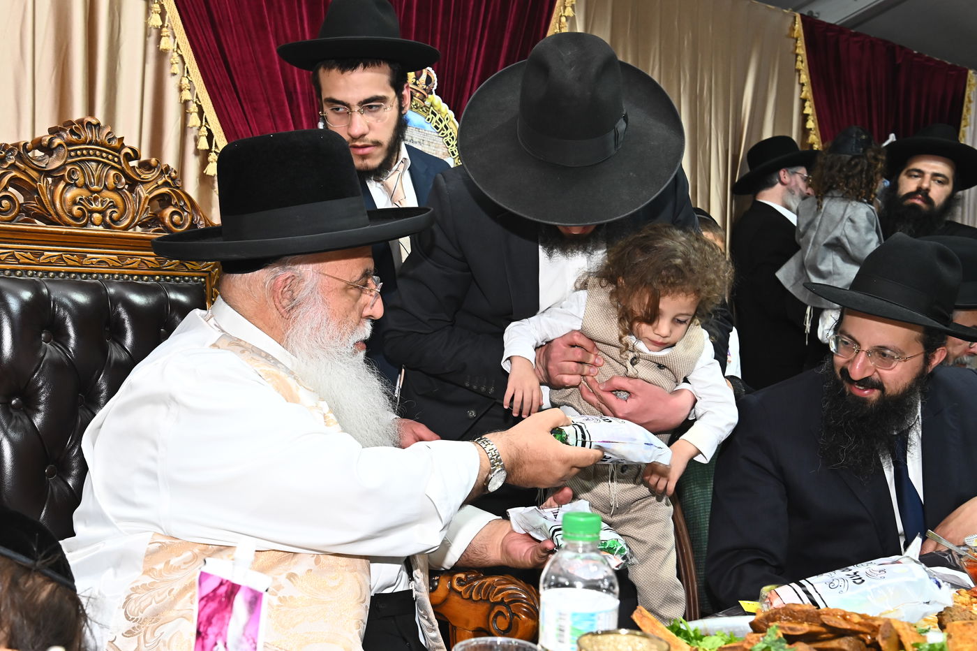 ל"ג בעומר אצל המקובל הגאון רבי בניהו שמואלי