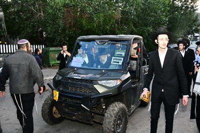 האדמו"ר מסלאנים בל"ג בעומר במירון תשפ"ה