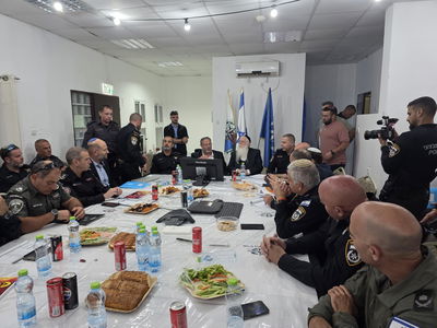 "הפגינו איפוק"; מדוע לא נרשמו השנה תקריות עם שוטרים?