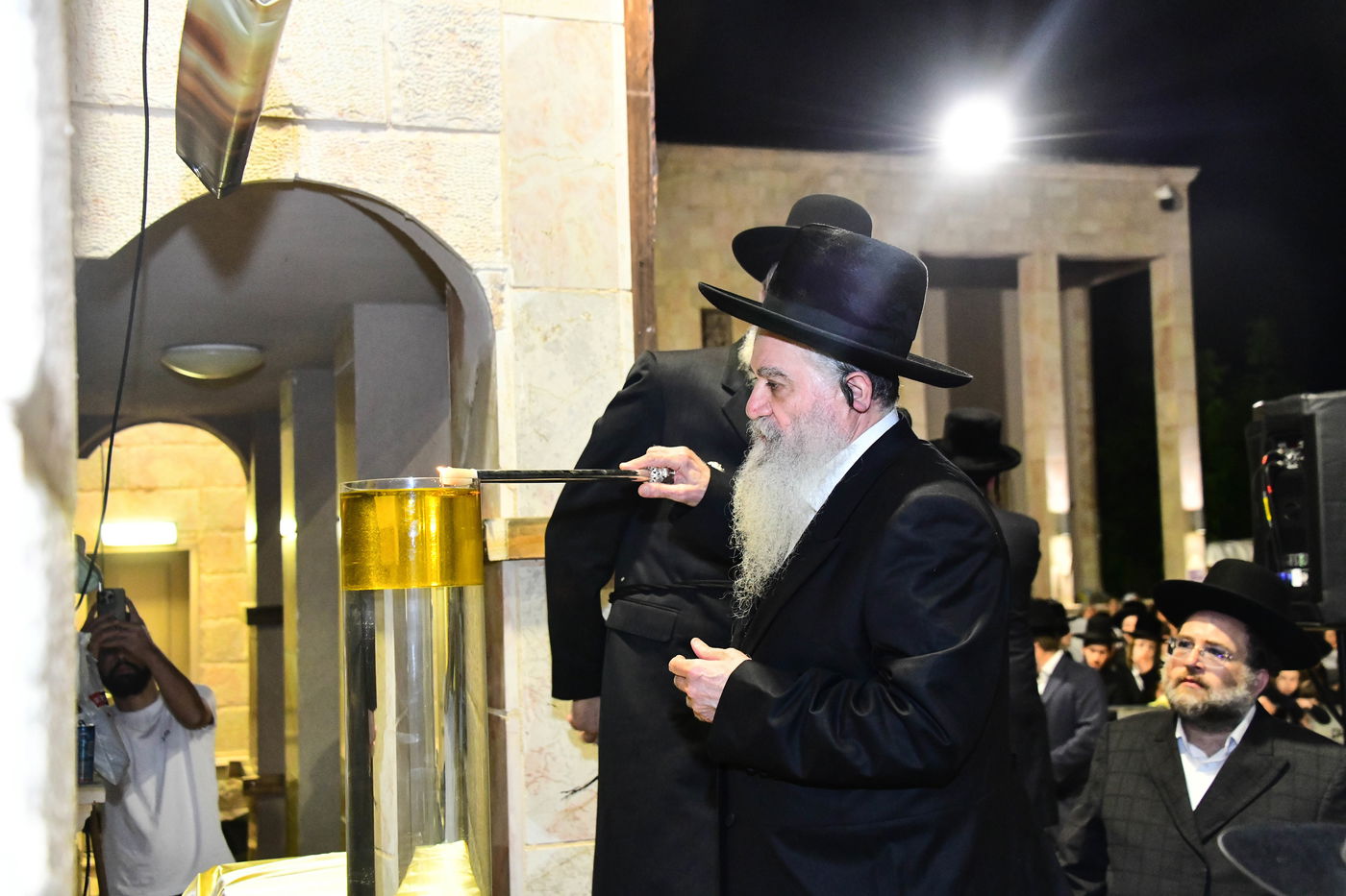 ל"ג בעומר אצל האדמו"ר רבי רפאל אבוחצירא