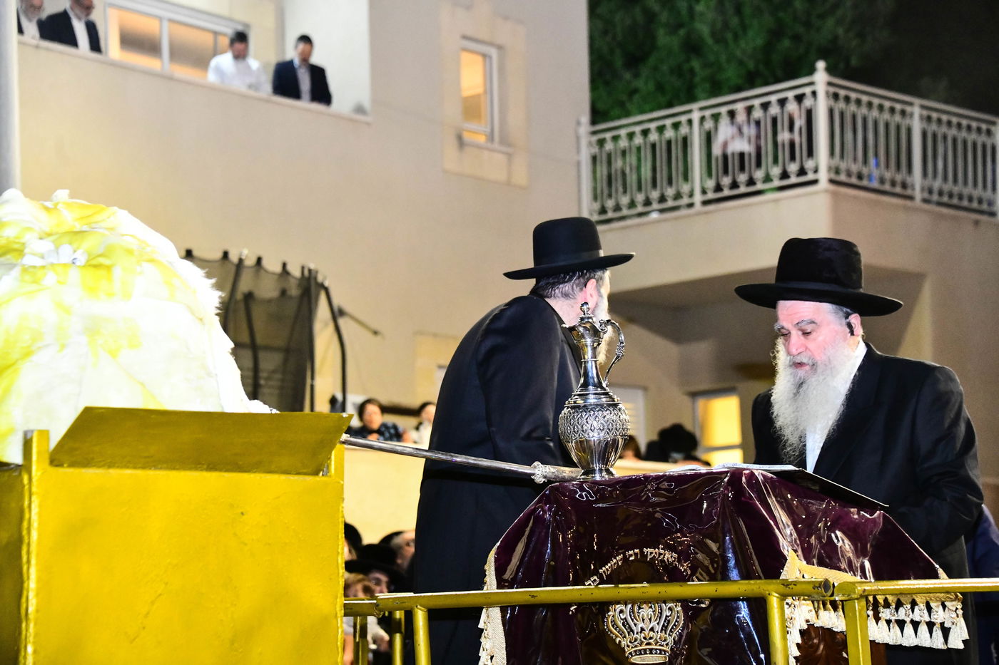 ל"ג בעומר אצל האדמו"ר רבי רפאל אבוחצירא