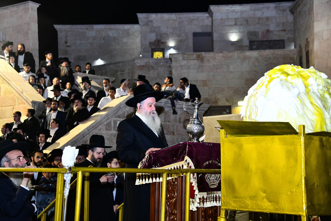 ל"ג בעומר אצל האדמו"ר רבי רפאל אבוחצירא