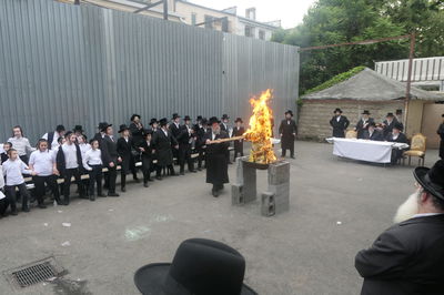 ל"ג בעומר בחצה"ק סקווירא מב"פ