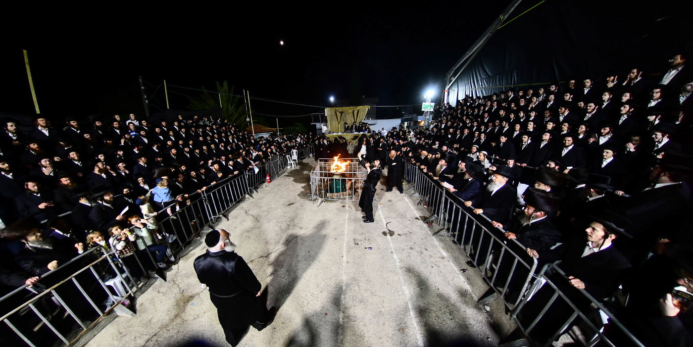 ל"ג בעומר בחצה"ק זוויעהיל