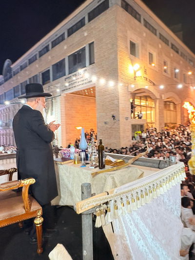 הגאון רבי ראובן אלבז בהדלקה לכבוד רשב"י