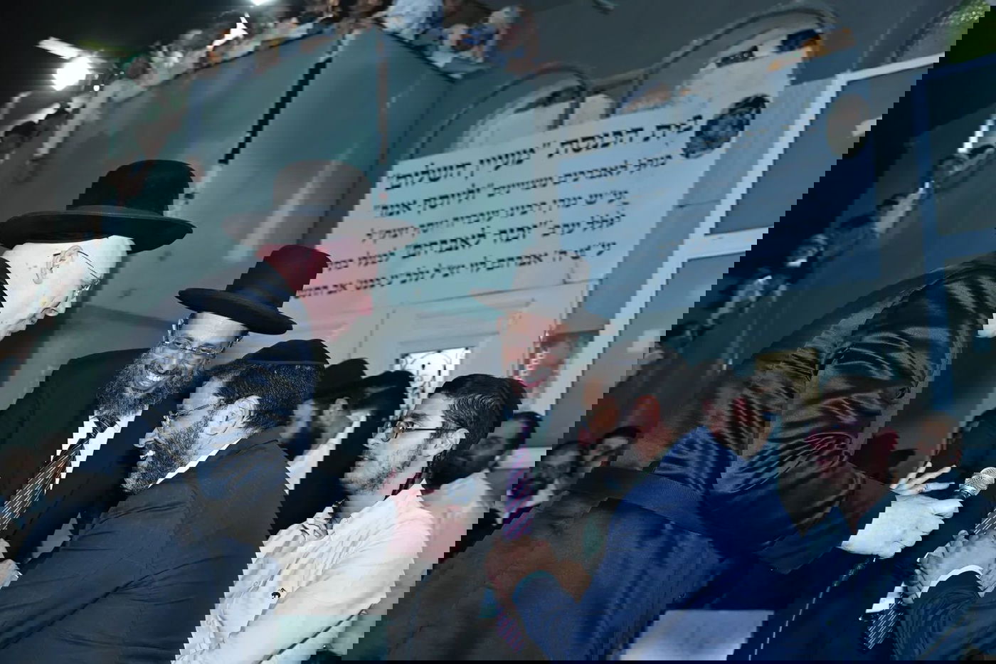 הגאון הרב ליאור גלזר בהדלקה לכבוד ל"ג בעומר