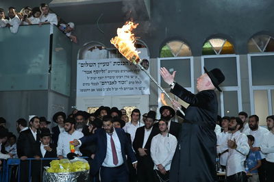הגאון הרב ליאור גלזר בהדלקה לכבוד ל"ג בעומר