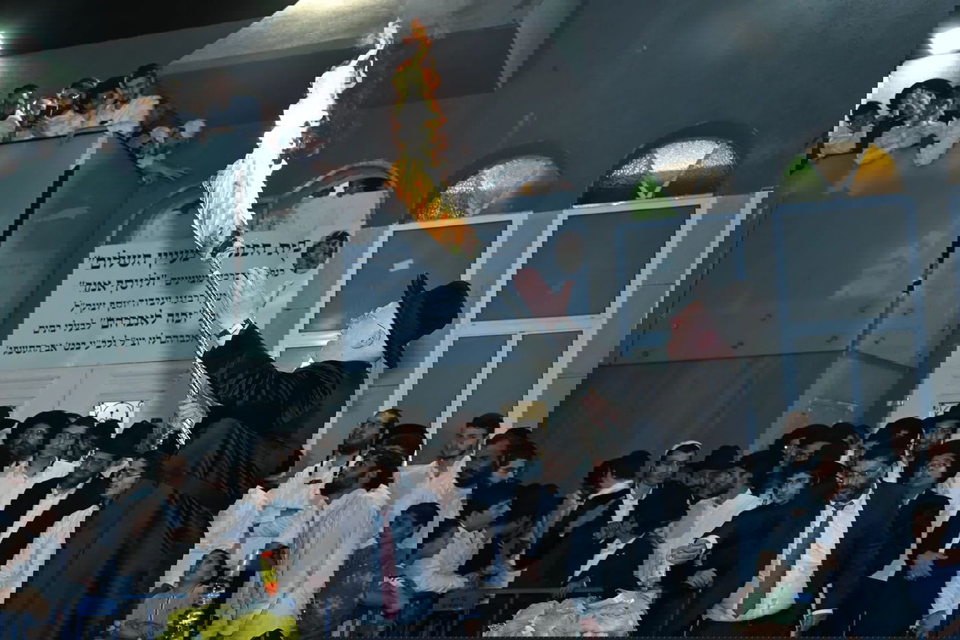 הגאון הרב ליאור גלזר בהדלקה לכבוד ל"ג בעומר