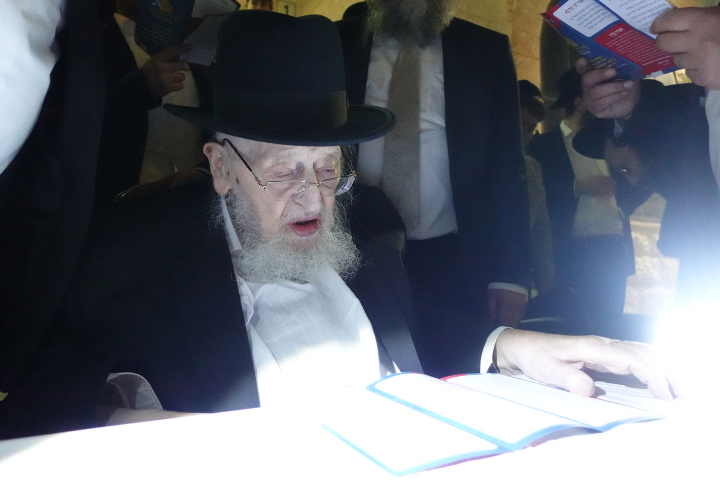 מראות ל"ג בעומר אצל הגאון רבי מאיר צבי ברגמן