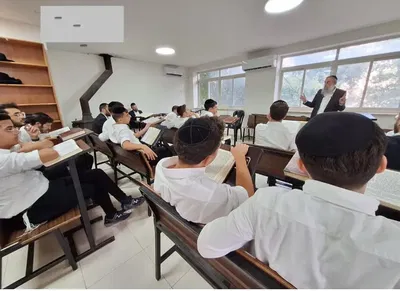 כיצד ישיבת משמר התורה משלבת אווירה תורנית והכנה לגיוס?