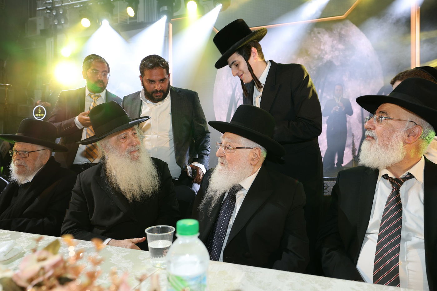 זופניק בכיכר | כל התמונות, הנייעס והחשיפות של השבוע