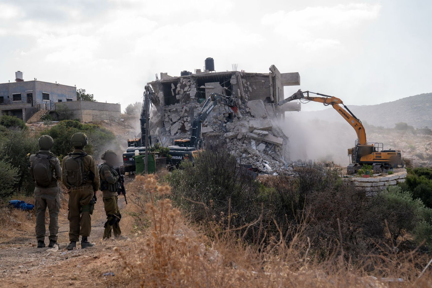הריסת מבנים לא חוקיים בכפר הערבי ברוכין