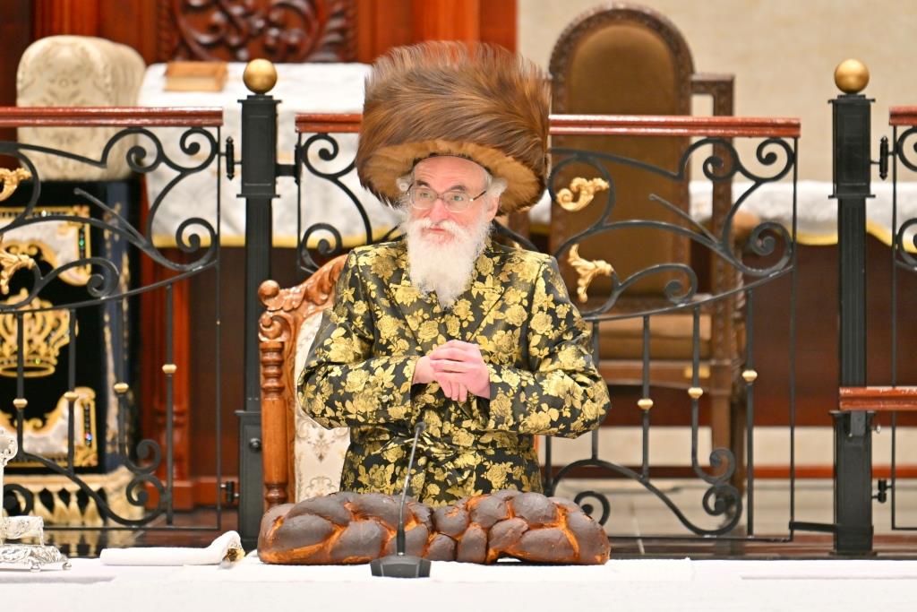 ל"ג בעומר בחצה"ק ויז'ניץ