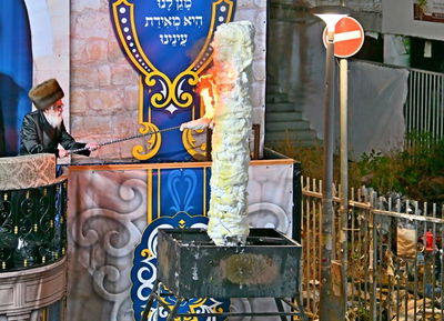 ל"ג בעומר בחצה"ק ויז'ניץ