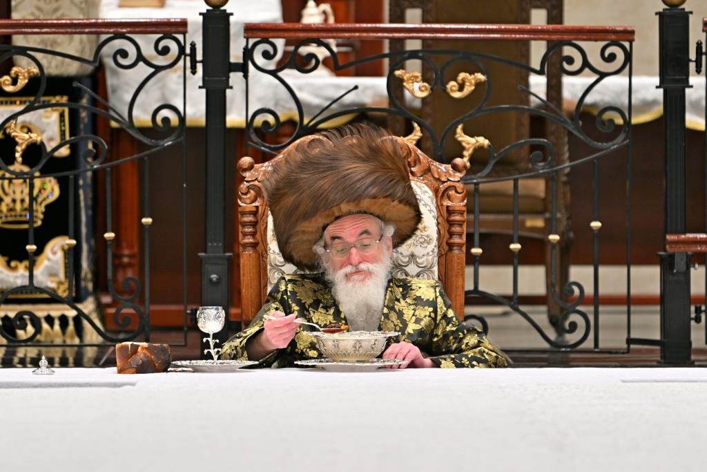 ל"ג בעומר בחצה"ק ויז'ניץ