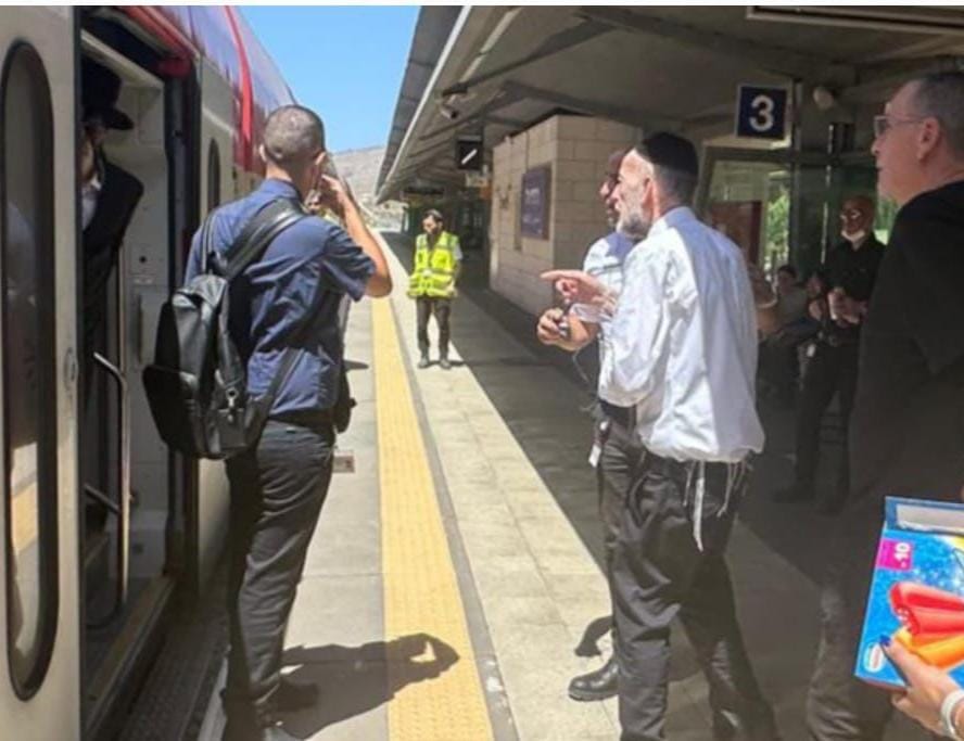 זופניק בכיכר | כל התמונות, הנייעס והחשיפות של השבוע