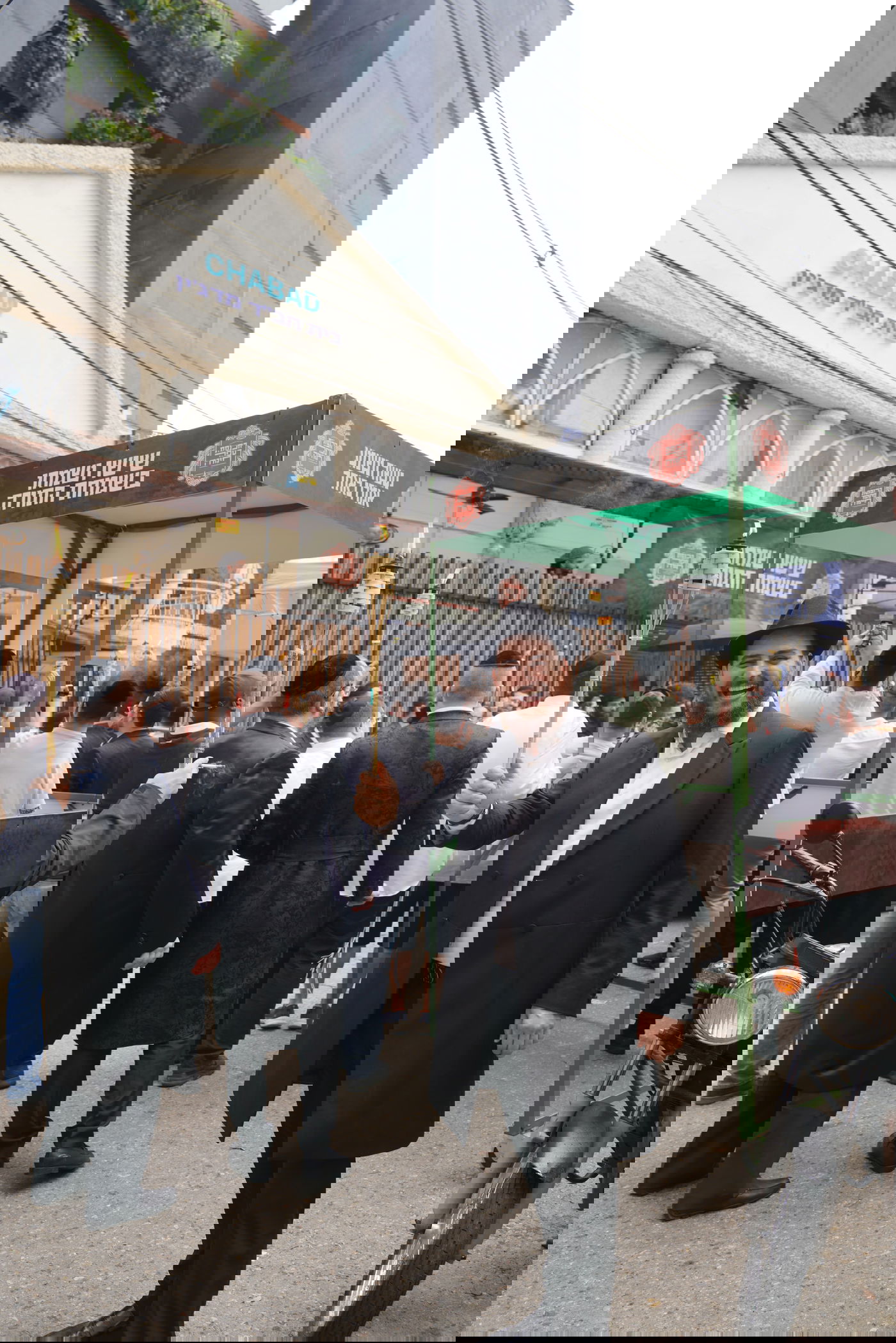 הכנסת ספר תורה לבית חב"ד מדג'ין - קולומביה