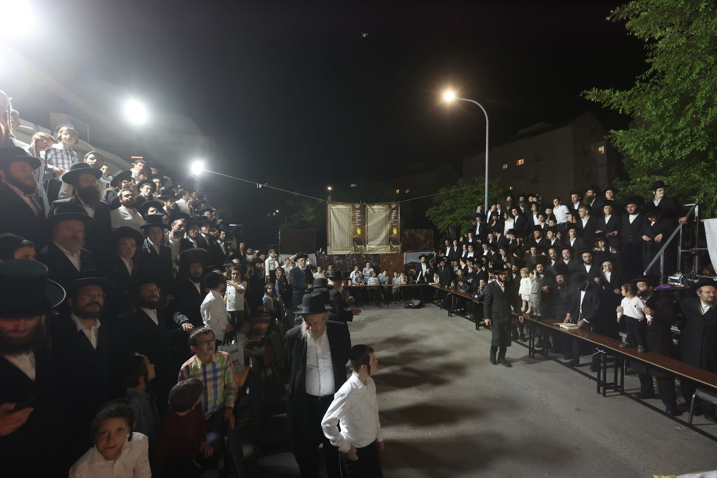 ל"ג בעומר בחצה"ק טרבישאן