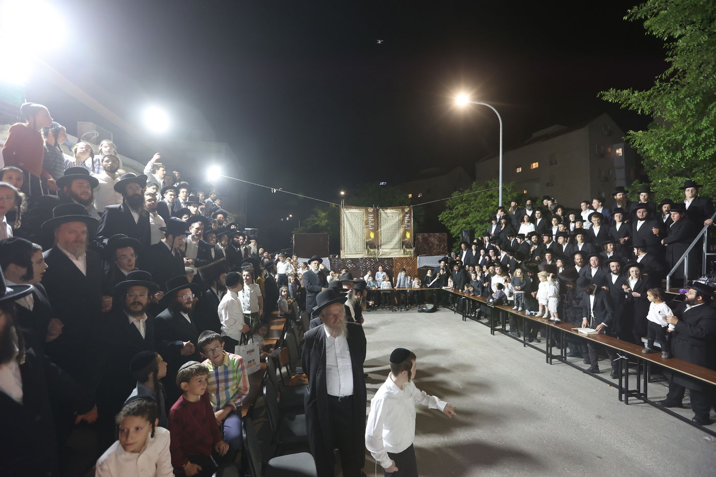 ל"ג בעומר בחצה"ק טרבישאן