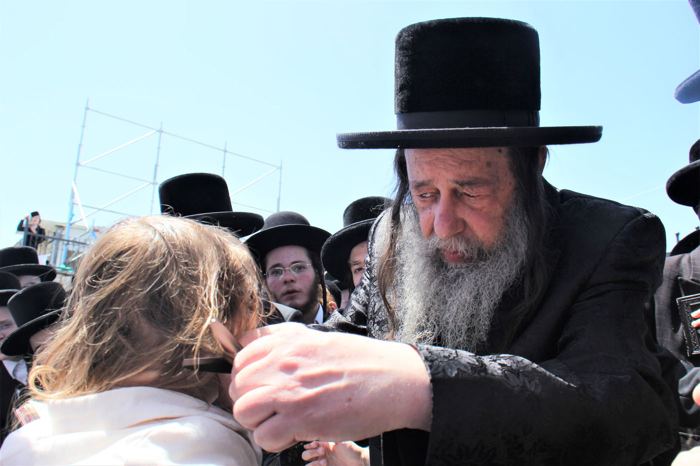 האדמו"ר מזוויעהיל במירון תשפ"ה
