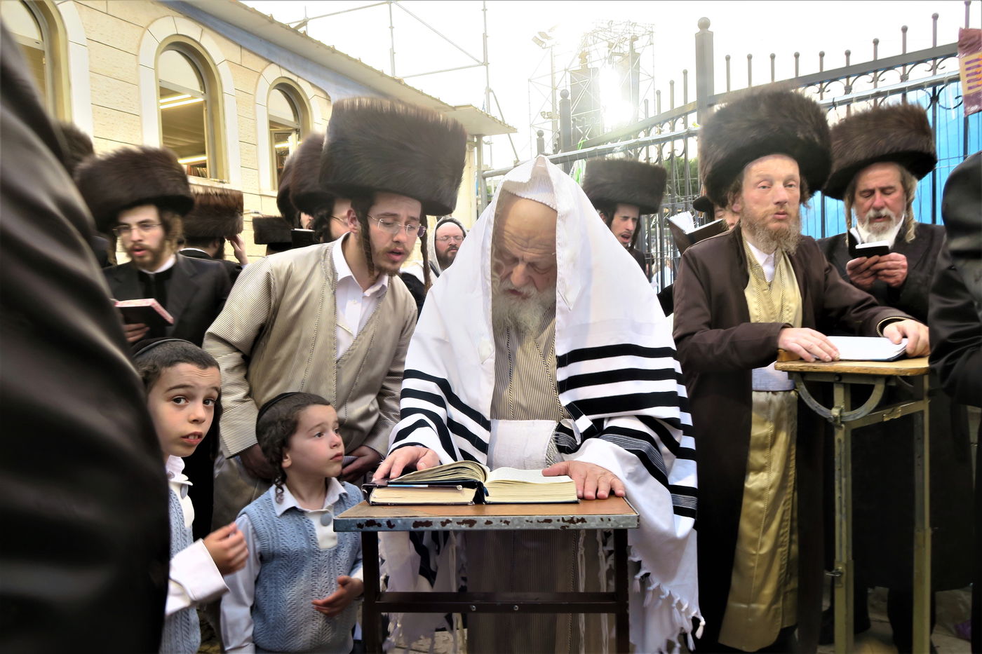 האדמו"ר ממבקשי אמונה במירון תשפ"ה