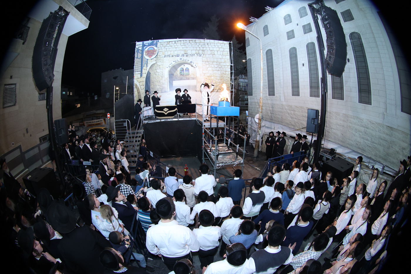 ל"ג בעומר בחצה"ק נדבורנה ירושלים