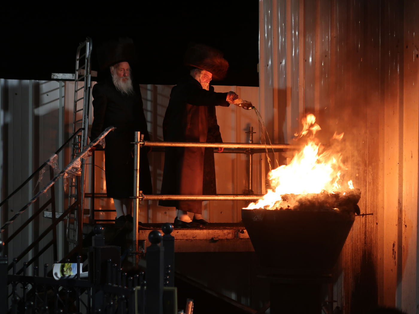 ל"ג בעומר בחצה"ק נדבורנה ירושלים