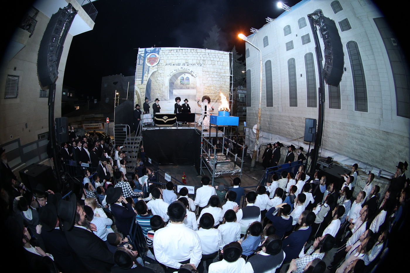 ל"ג בעומר בחצה"ק נדבורנה ירושלים